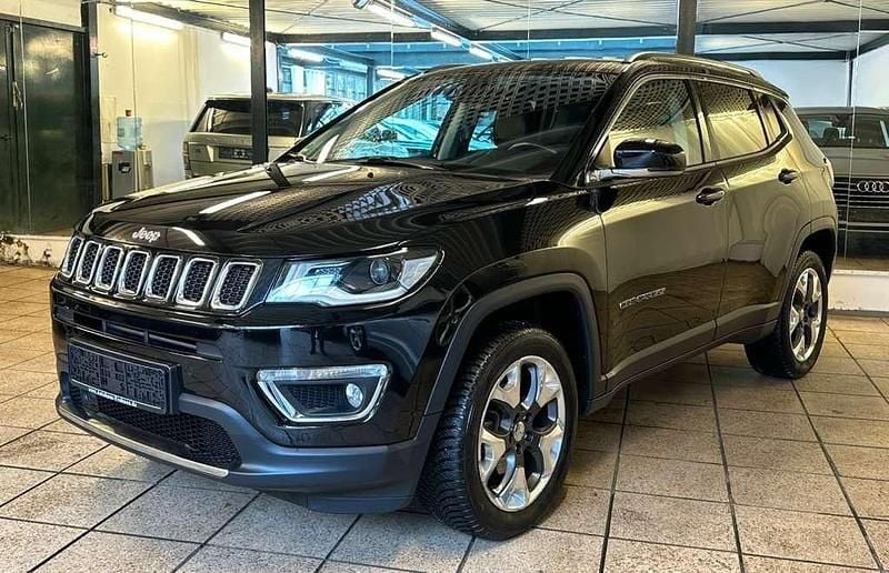 Gebraucht Jeep Compass Limited 170 PS (125 kW) 2019 Schwarz SUV