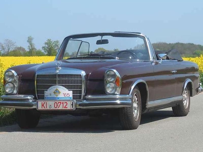 Braun Gebraucht 1970 Mercedes W111 SE Cabrio | 79.000 € - Bild 1/4