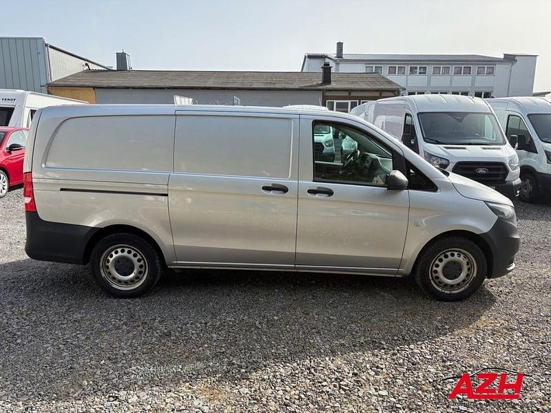 Gebraucht Mercedes Vito 136 PS (100 kW) 2015 Brillantsilber metallic Van