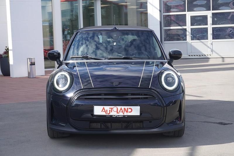 Gebraucht Mini Cooper Classic 136 PS (100 kW) 2023 Schwarz Kleinwagen