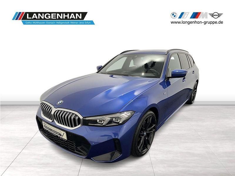 Blau Gebraucht 2022 BMW 320 M Sport Kombi | 33.746 € (Fairer Preis) - Bild 1/4