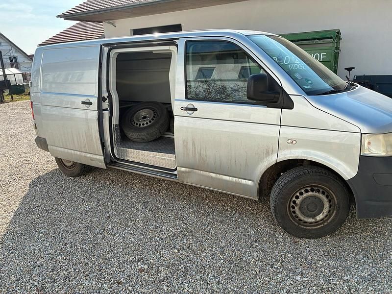 Second-hand VW Transporter 130 CP (95 kW) 2007 Van