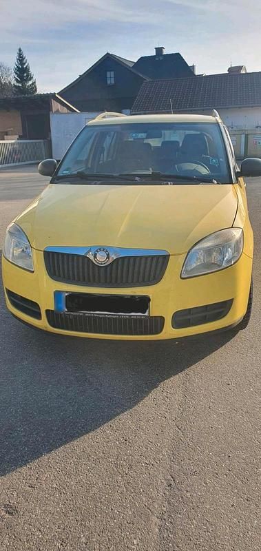Gebraucht Skoda Fabia 70 PS (51 kW) 2009 Gelb Kombi