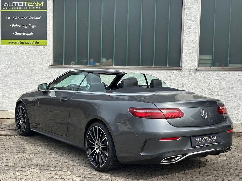 Gebraucht Mercedes E350 AMG 299 PS (219 kW) 2018 Grau Cabrio