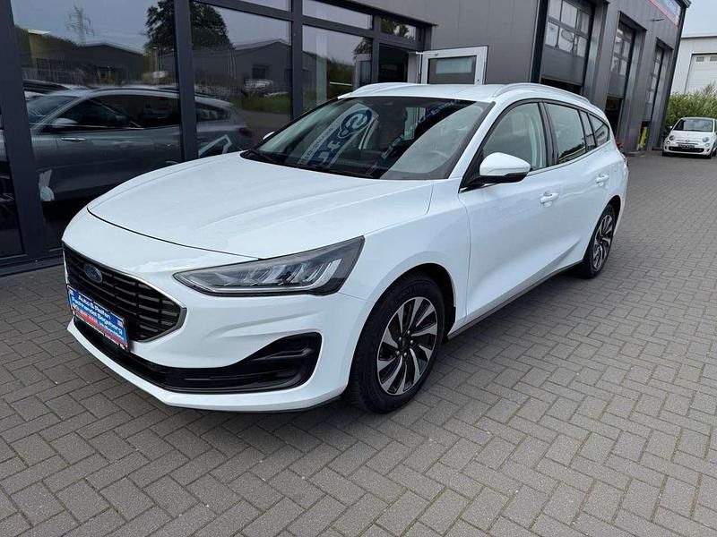 Weiß Gebraucht 2022 Ford Focus Style Kombi | 18.890 € (Fairer Preis) - Bild 1/4