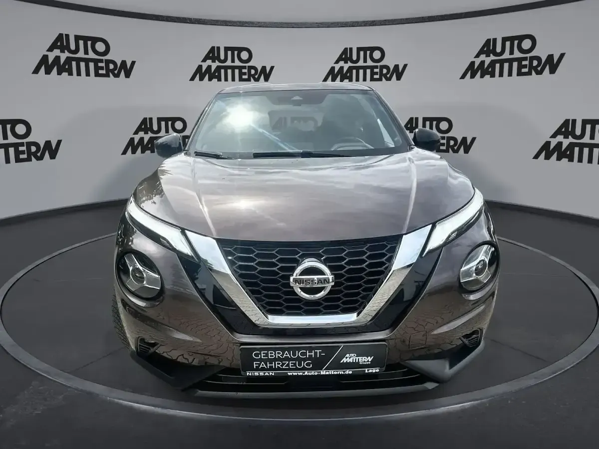 Second-hand Nissan Juke N-Connecta 114 CP (83 kW) 2022 Maro SUV