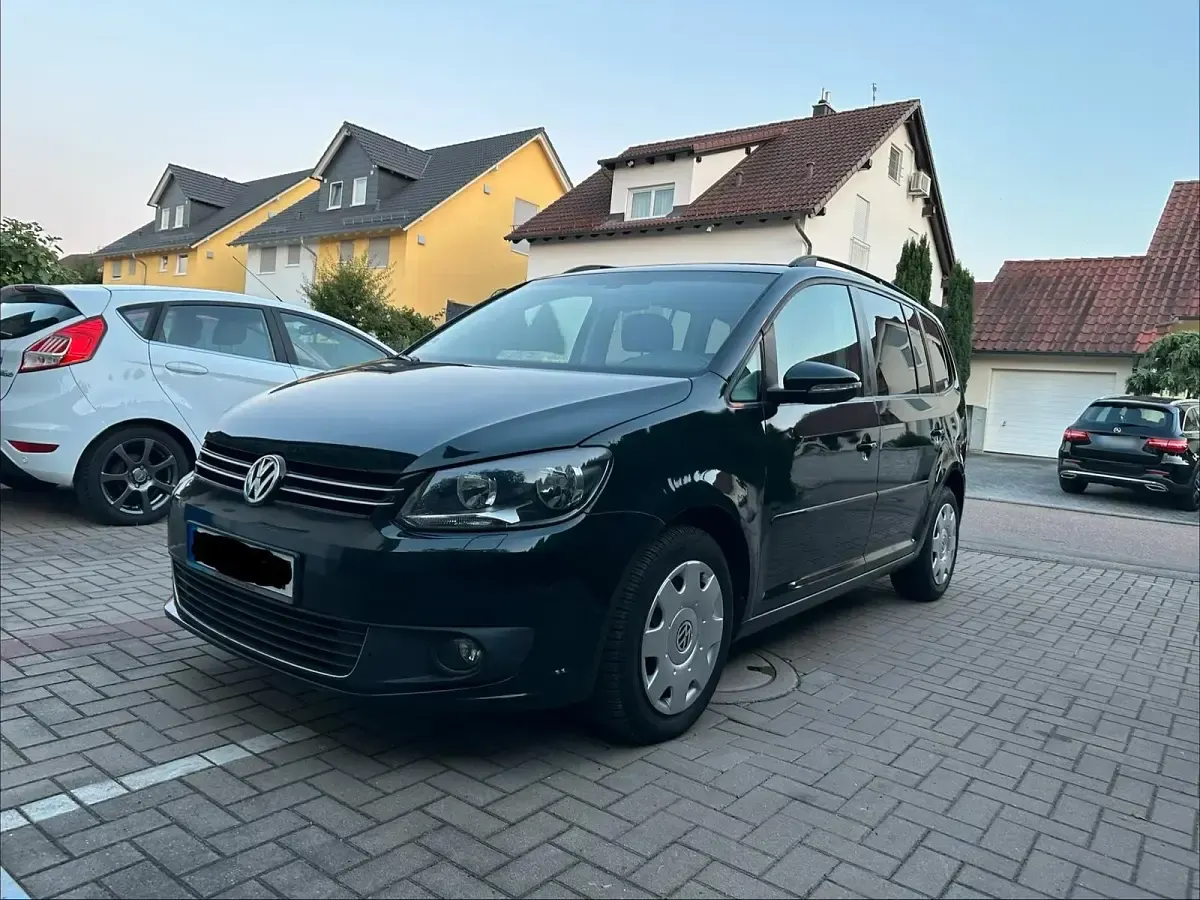 Gebraucht VW Touran 140 PS (102 kW) 2013 Grün Van / Kleinbus