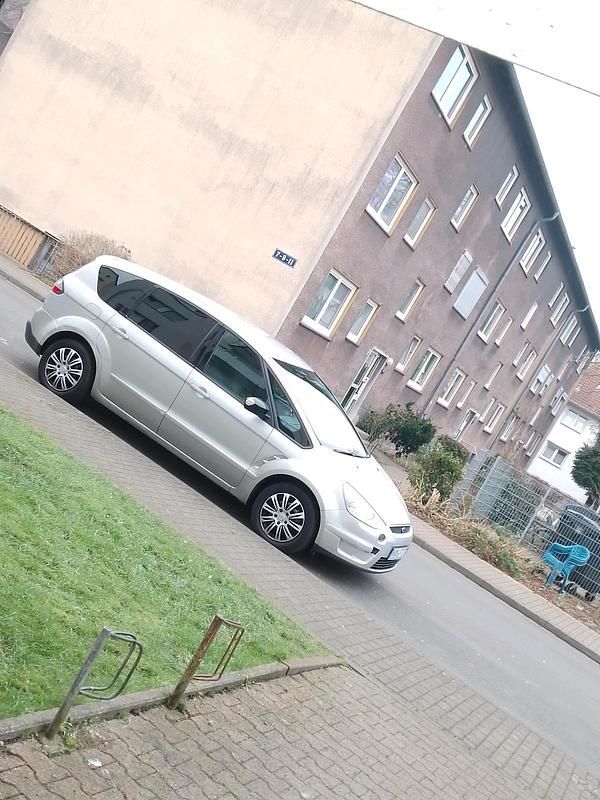 Grau Gebraucht 2006 Ford S-MAX S Van / Kleinbus | 3.650 € - Bild 1/4