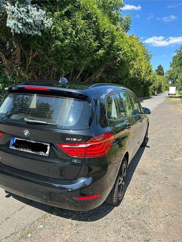 Schwarz Gebraucht 2016 BMW 216 Advantage Van / Kleinbus | 7.600 € (Etwas zu teuer) - Bild 1/4
