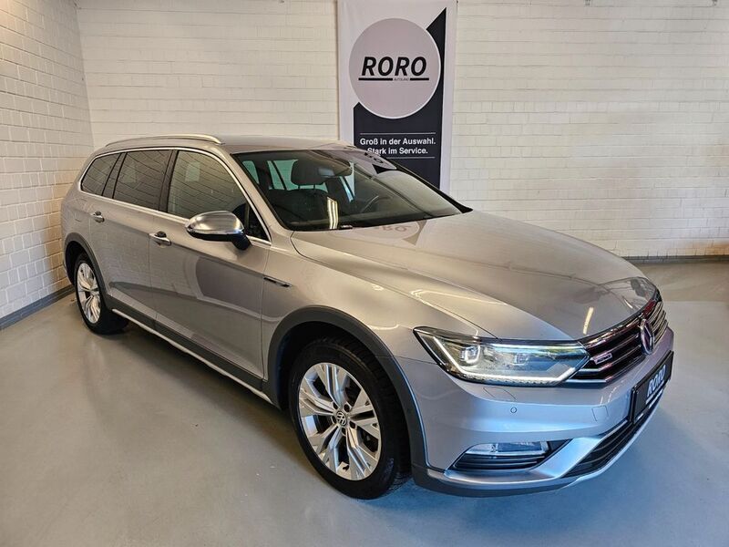 Gebraucht VW Passat Alltrack 239 PS (175 kW) 2018 Silber Kombi