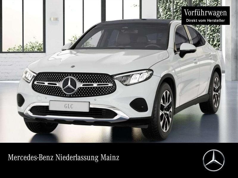 Weiß Gebraucht 2025 Mercedes GLC200 AMG SUV | 56.490 € (Fairer Preis) - Bild 1/4