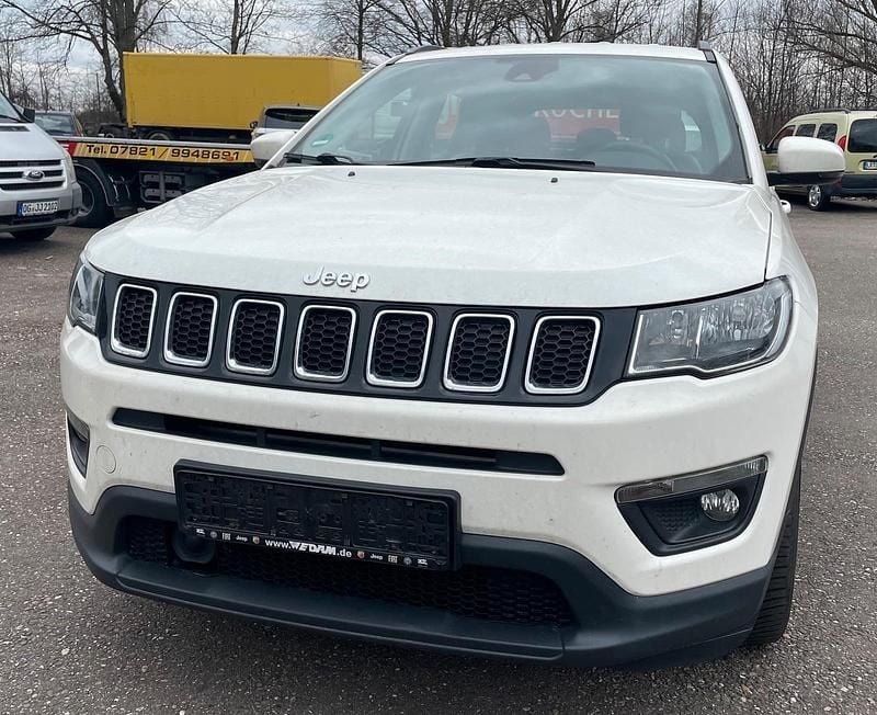 Gebraucht Jeep Compass Longitude 140 PS (102 kW) 2019 Weiß SUV