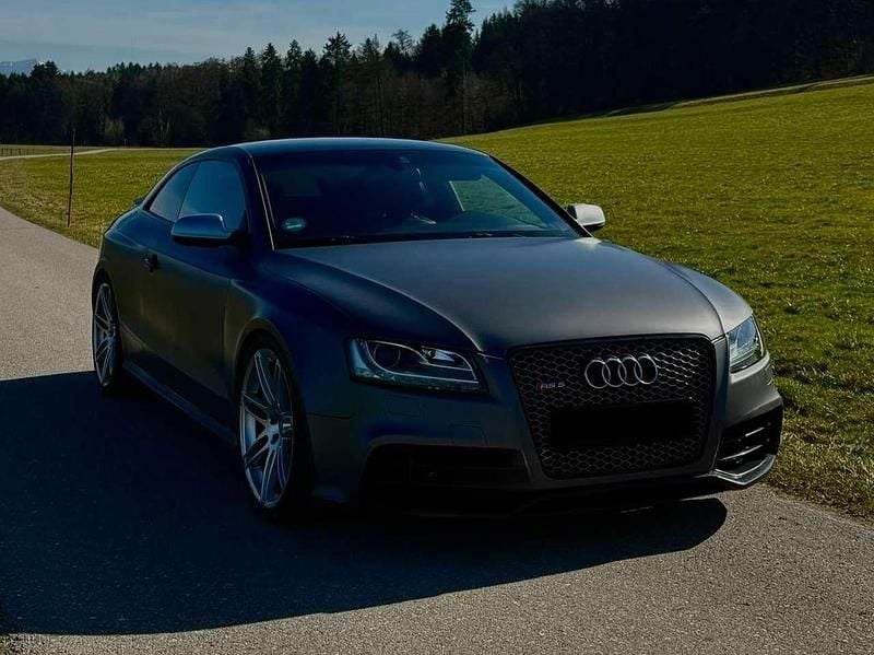Second-hand Audi RS5 Design 450 CP (330 kW) 2010 Gri Coupe