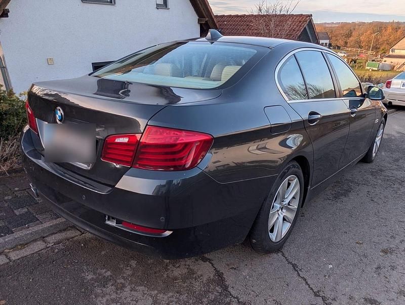 Gebraucht BMW 525 218 PS (160 kW) 2014 Schwarz Limousine
