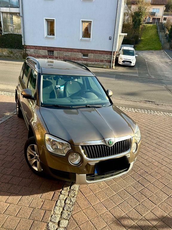 Gebraucht Skoda Yeti Active 160 PS (117 kW) 2009 Braun SUV