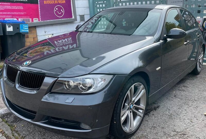 Grau Gebraucht 2006 BMW 320 Sport Line Limousine | 2.800 € (Guter Preis) - Bild 1/4