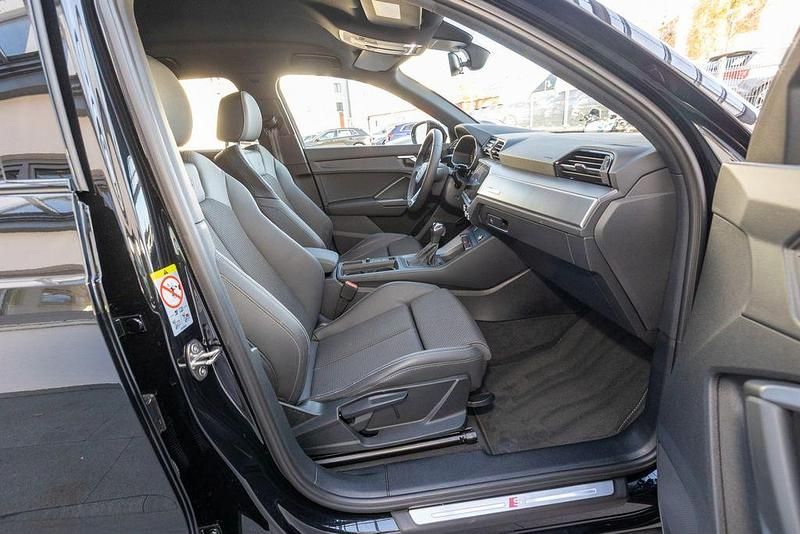 Gebraucht Audi Q3 S-Line 150 PS (110 kW) 2024 Mythosschwarz metallic SUV