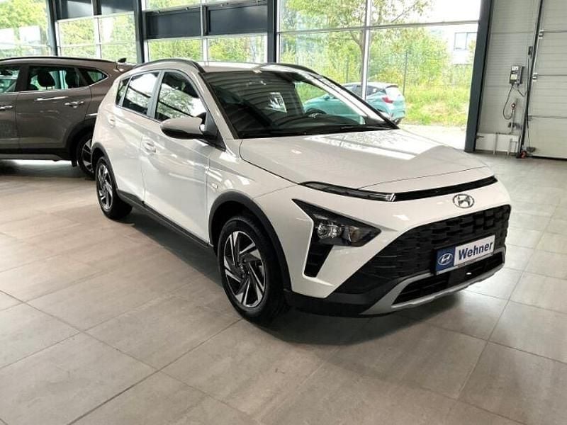 Gebraucht Hyundai Bayon Select 101 PS (74 kW) 2024 Weiss SUV