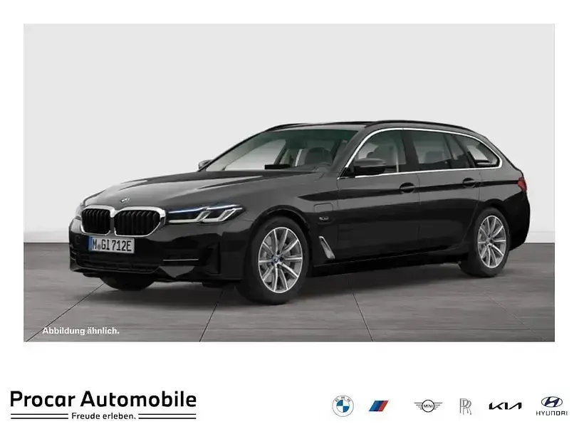 Używany BMW 530e Sport Line 291 KM (214 kW) 2024 Kombi