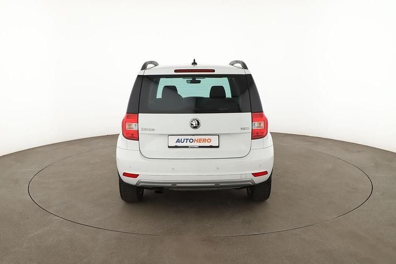 Gebraucht Skoda Yeti Drive 110 PS (80 kW) 2017 Weiß SUV