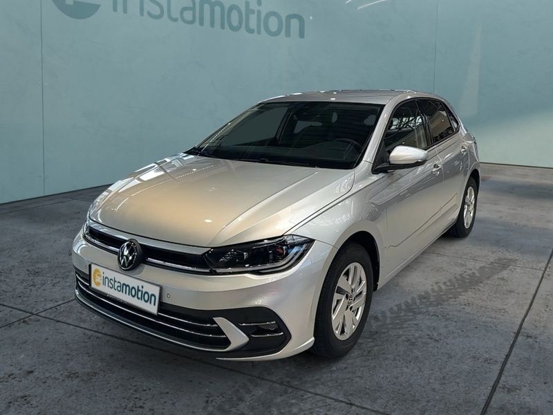 Silber Gebraucht 2025 VW Polo Style Limousine | 27.470 € (Teuer) - Bild 1/4