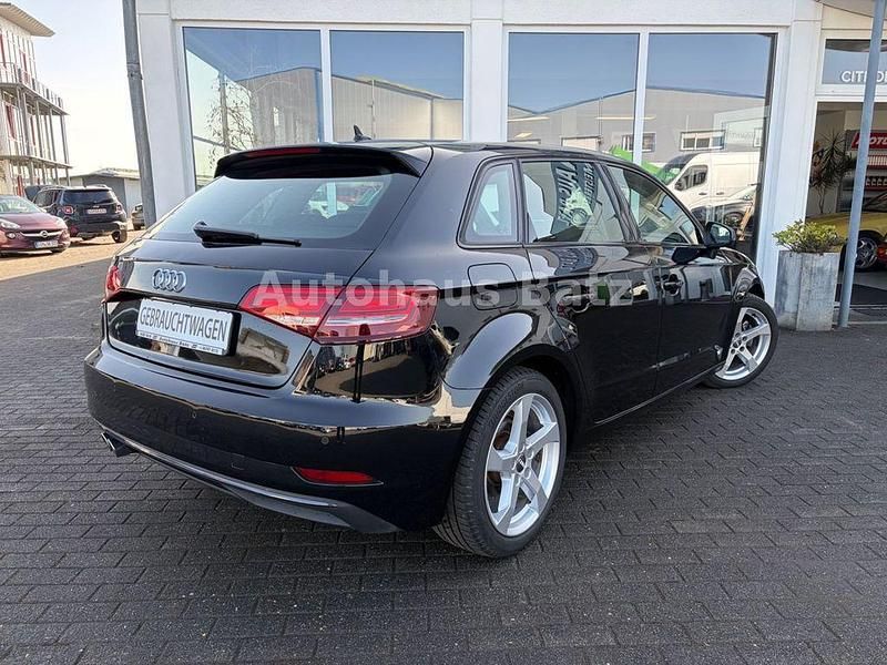 Gebraucht Audi A3 Sport 150 PS (110 kW) 2018 Schwarz Limousine