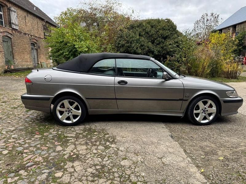 Gebraucht Saab 9-3 Cabriolet 150 PS (110 kW) 2001 Silber Cabrio