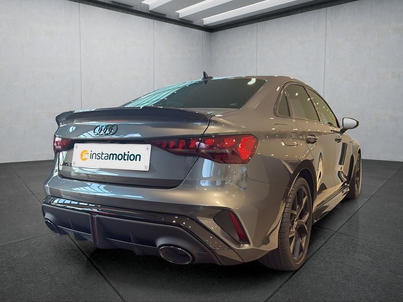Neu Audi RS3 400 PS (294 kW) 2025 Grau Limousine