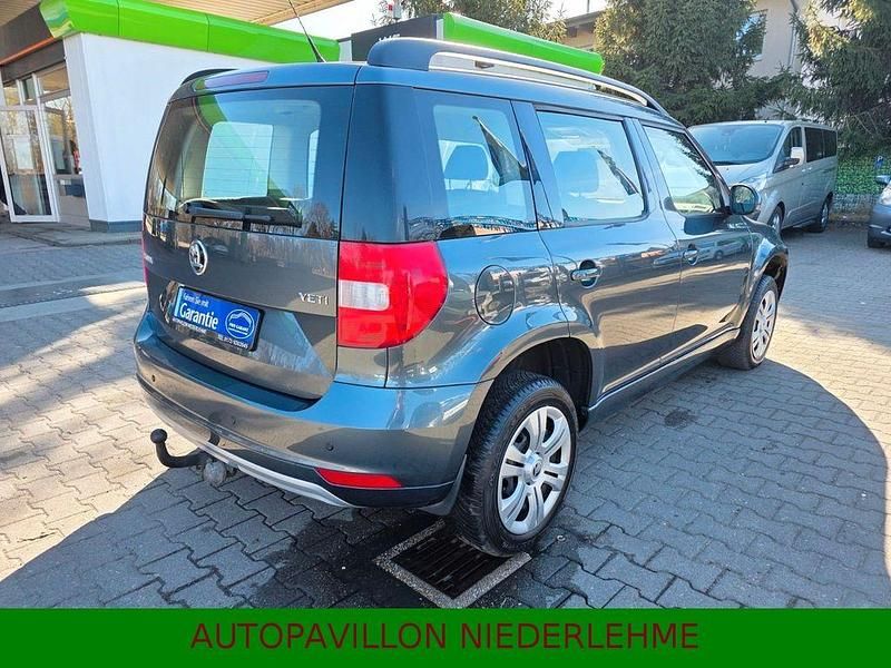 Gebraucht Skoda Yeti 110 PS (80 kW) 2016 Grau SUV