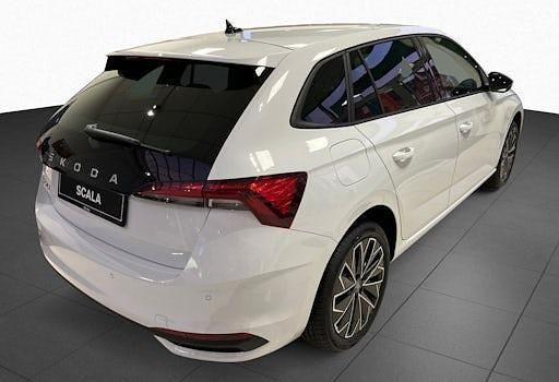 Neu Skoda Scala Selection 116 PS (85 kW) 2025 Weiß Kleinwagen