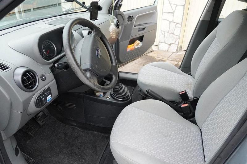 Gebraucht Ford Fusion 101 PS (74 kW) 2005 Silber Kleinwagen