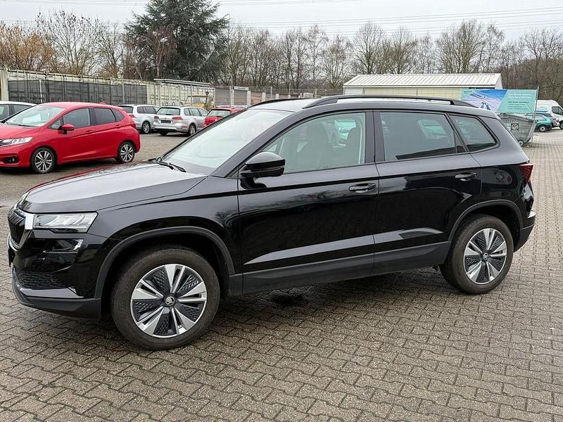Gebraucht Skoda Karoq 150 PS (110 kW) 2023 Schwarzmagic perleffekt (metallic) SUV