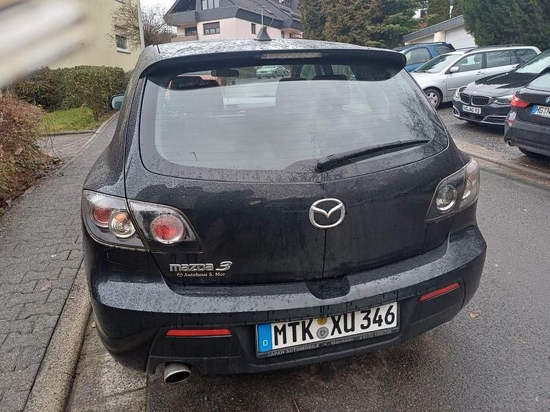 Usata Mazda 3 Active 143 CV (105 kW) 2007 Nero Berlina