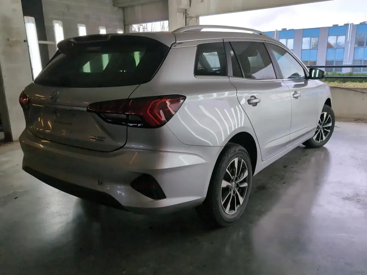 Gebraucht MG MG5 EV Comfort 114 kW (156 PS) 2023 Medal silver Kombi