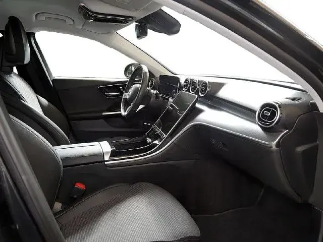 Gebraucht Mercedes C300e 313 PS (230 kW) 2023