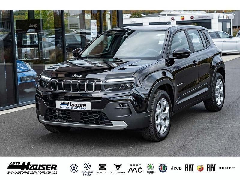Solid black clear coat Gebraucht 2025 Jeep Avenger Altitude SUV | 22.895 € (Etwas zu teuer) - Bild 1/4
