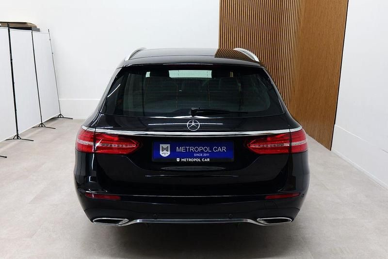 Gebraucht Mercedes E350 AMG line 258 PS (189 kW) 2017 Schwarz Kombi