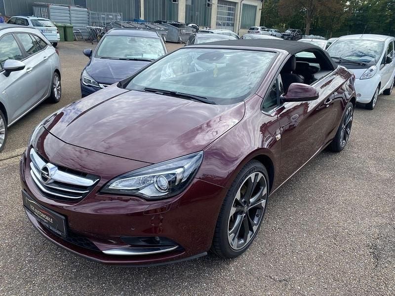 Rot Gebraucht 2015 Opel Cascada Innovation Cabrio | 9.600 € (Guter Preis) - Bild 1/4