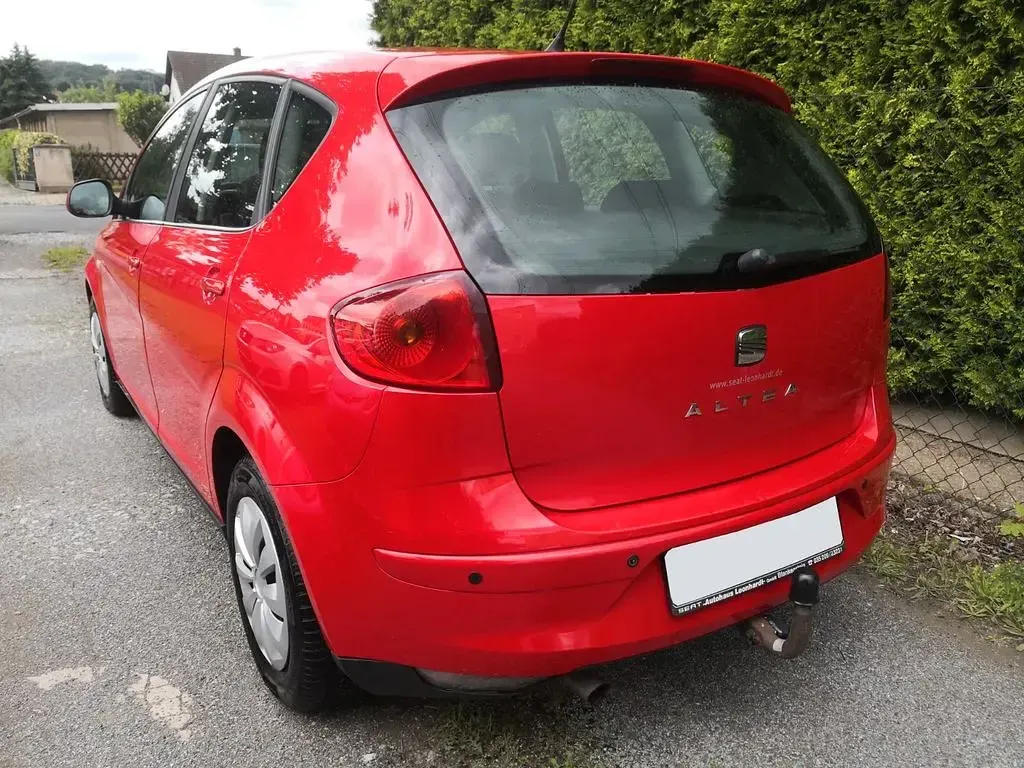 Gebraucht Seat Altea Reference 86 PS (63 kW) 2009 Rot Limousine