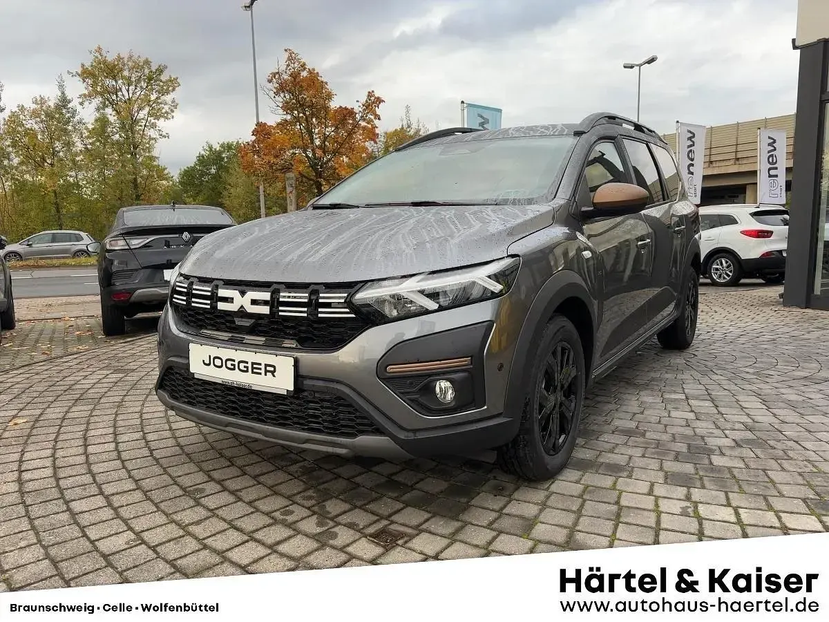 Gebraucht Dacia Jogger Extreme 110 PS (80 kW) 2025 Van / Kleinbus