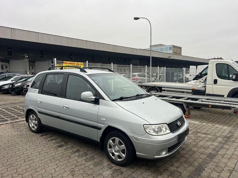 Gebraucht Hyundai Matrix GLS 103 PS (75 kW) 2007 Silber Van / Kleinbus