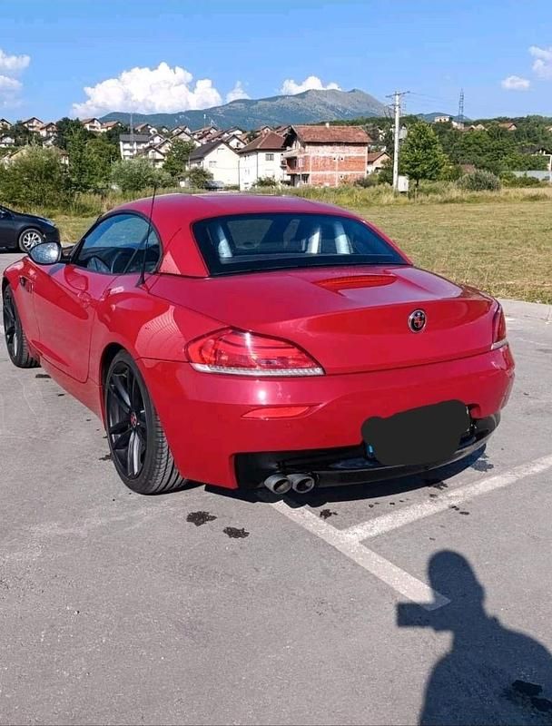 Gebraucht BMW Z4 156 PS (114 kW) 2013 Rot Cabrio