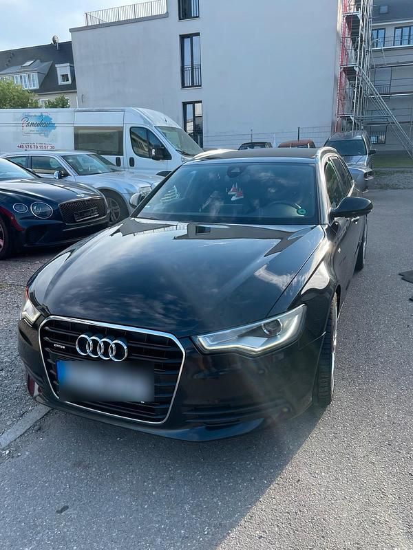 Schwarz Gebraucht 2013 Audi A6 S-Line Kombi | 8.800 € (Superpreis) - Bild 1/4