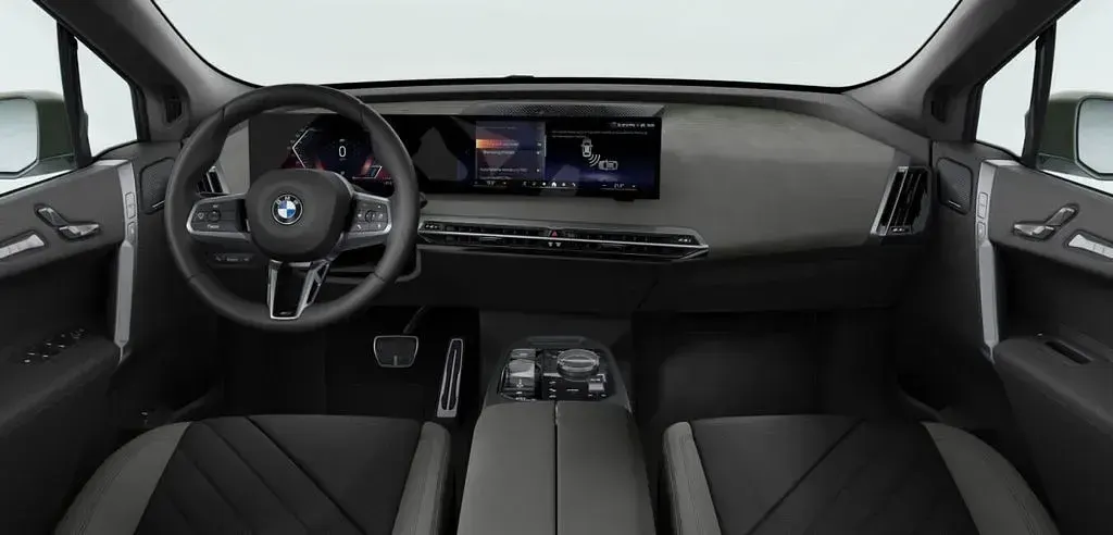 Gebraucht BMW iX M Sport 400 kW (544 PS) 2025 Grau SUV