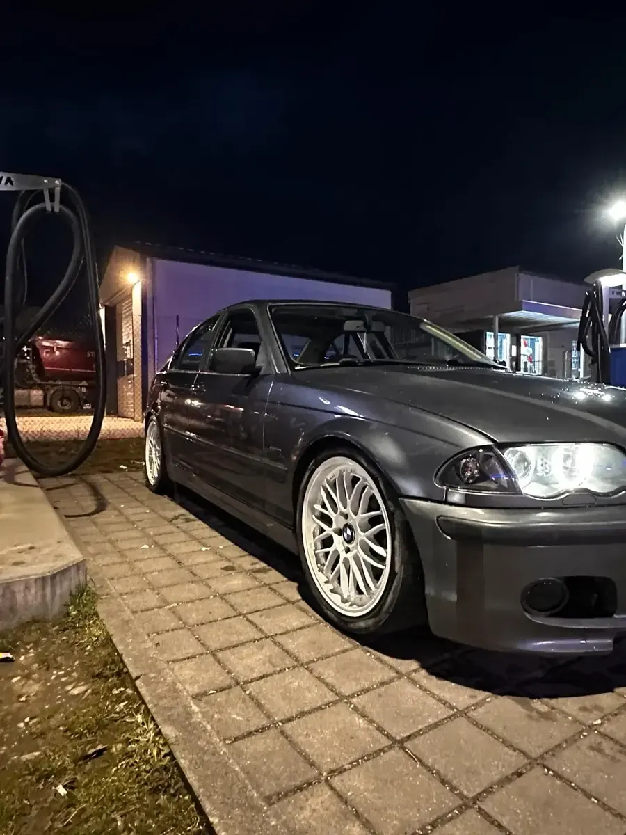 Occasion BMW 323 170 ch (125 kW) 2000 Gris Berline