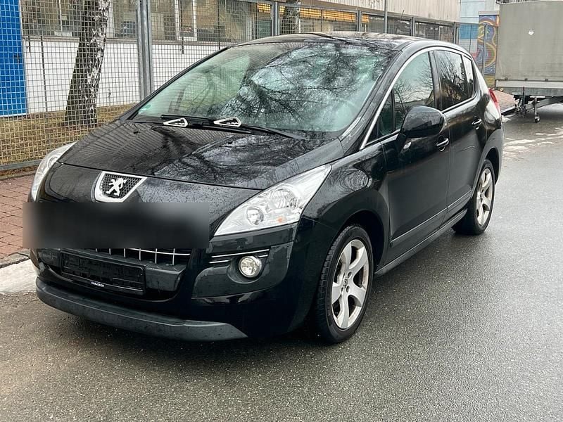 Schwarz Gebraucht 2012 Peugeot 3008 Limousine | 3.200 € (Guter Preis) - Bild 1/4