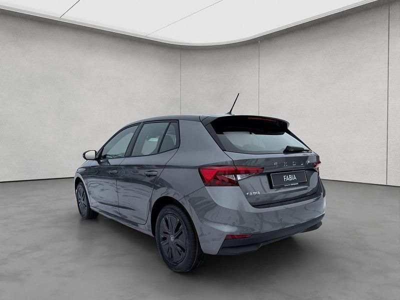 Neu Skoda Fabia Selection 116 PS (85 kW) 2026 Grau Limousine