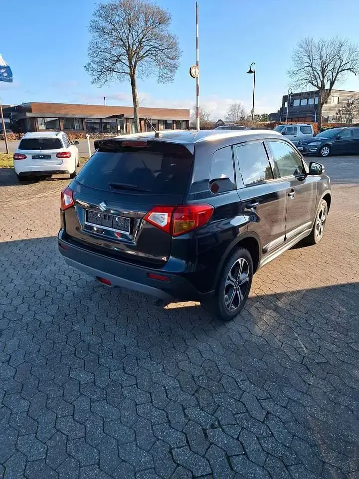Gebraucht Suzuki Vitara Comfort+ 120 PS (88 kW) 2015 Braun SUV