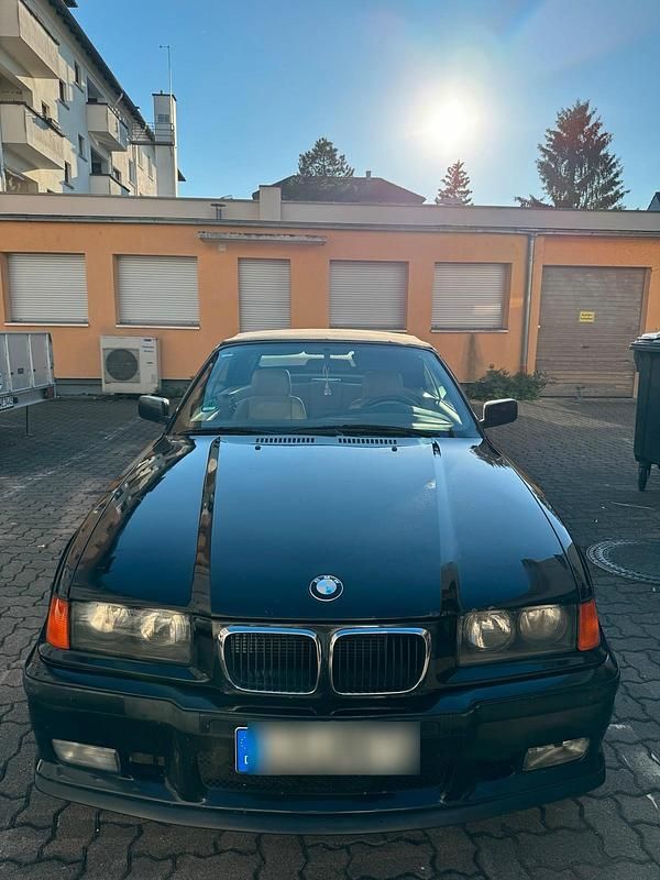 Gebraucht BMW 318 Cabriolet 116 PS (85 kW) 1997 Beige Cabrio