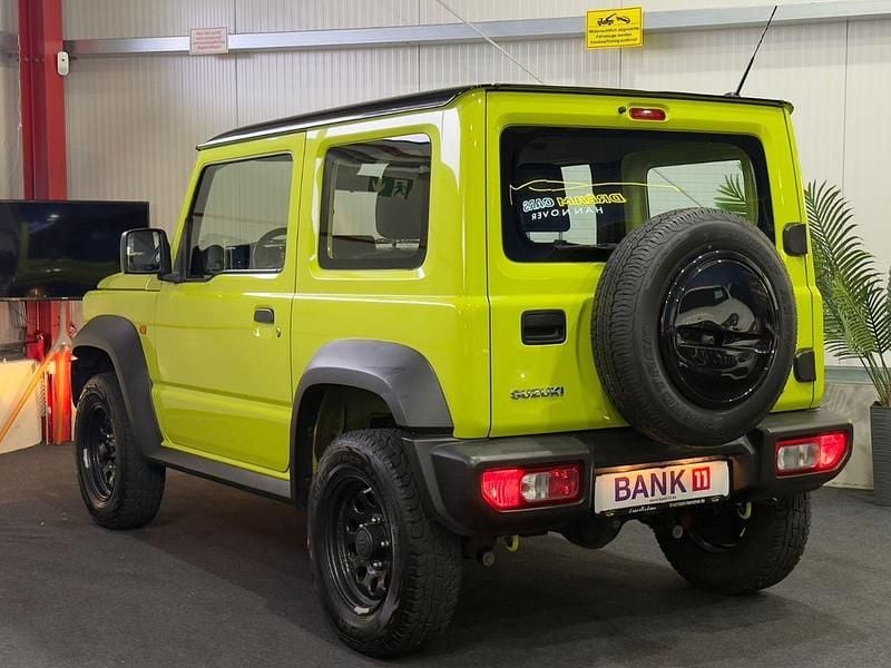 Gebraucht Suzuki Jimny Comfort 102 PS (75 kW) 2021 Grün SUV